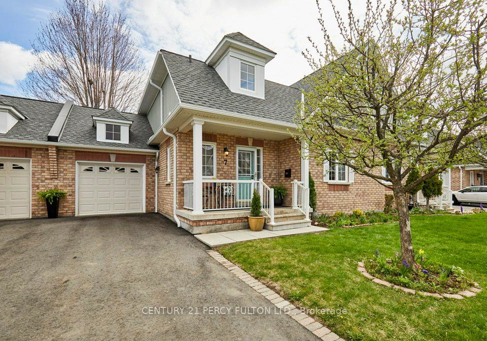 7-gidley-lane-ajax-ontario-e13660582