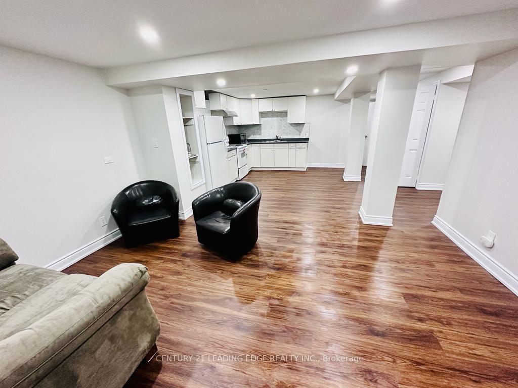 16-shale-drive-ajax-ontario-e13660934