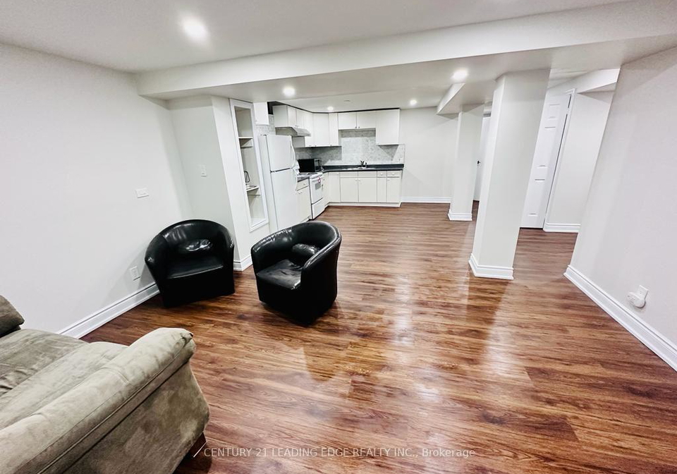 16-shale-drive-ajax-ontario-e13660934