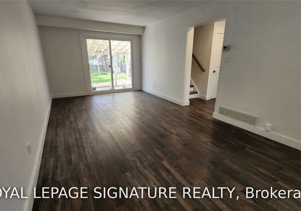 107-crittenden-square-toronto-scarborough-ontario-e13661414