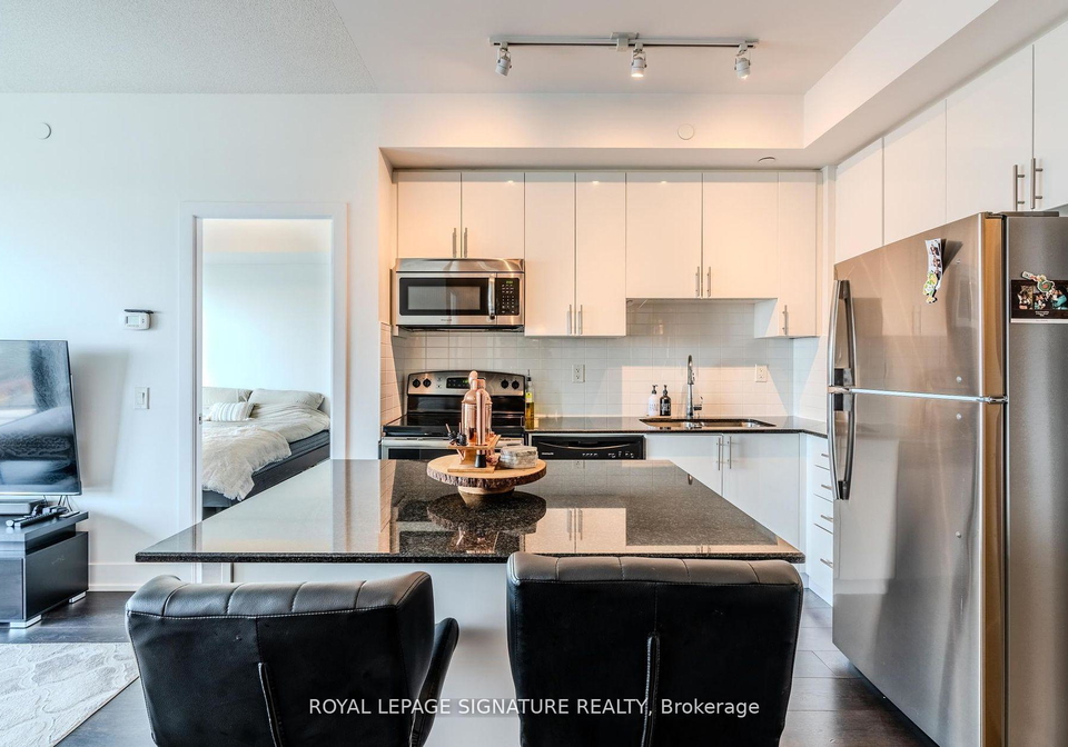 1216-bayly-street-pickering-ontario-e13661426