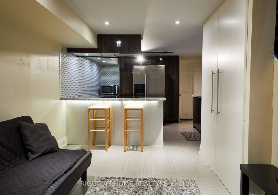 1547-kingston-road-toronto-scarborough-ontario-e13661550