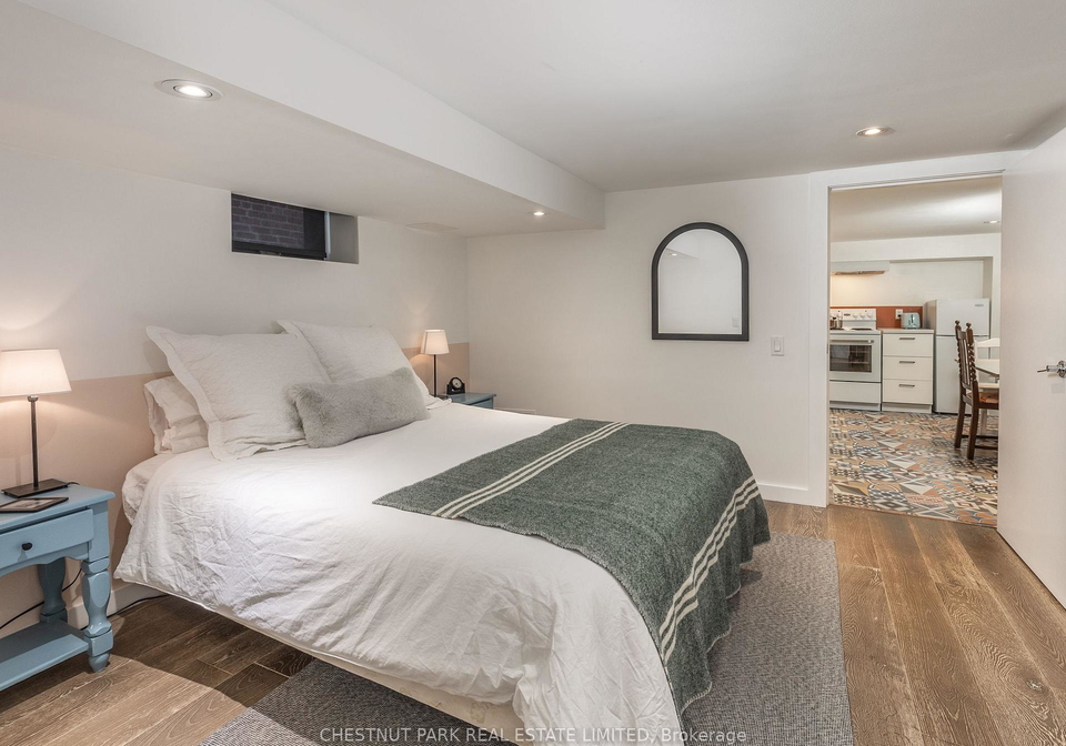 1654-gerrard-street-e-toronto-toronto-ontario-e13661560