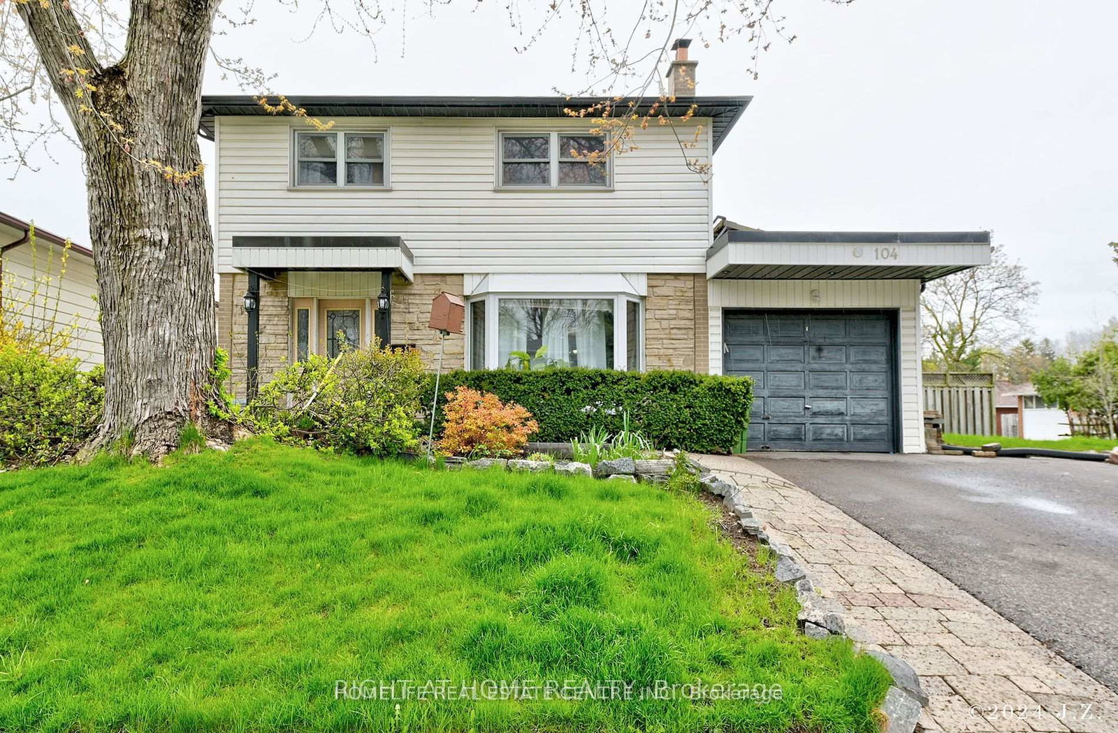 104-pegasus-trail-toronto-scarborough-ontario-e13661946