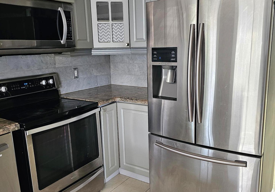 102-william-stephenson-drive-whitby-ontario-e13662750