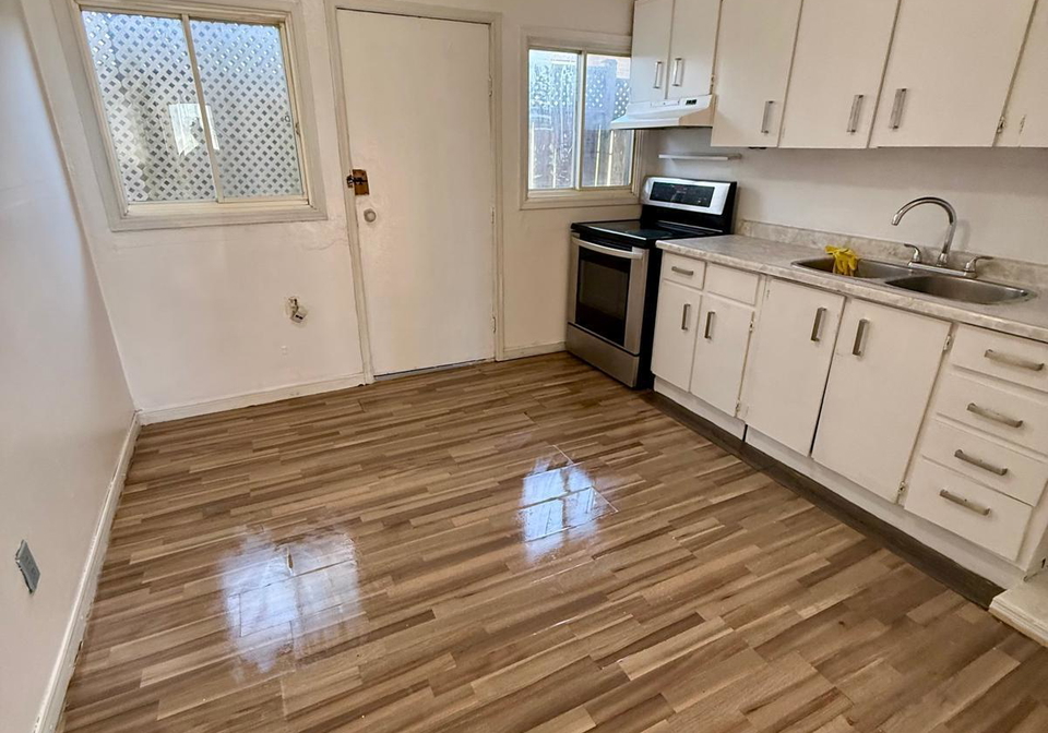 606-hoskin-avenue-oshawa-ontario-e13662872