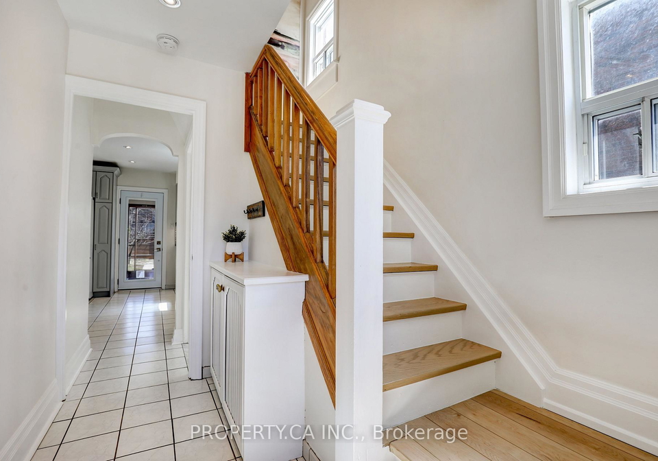 135-cadorna-avenue-toronto-east-york-ontario-e13663394