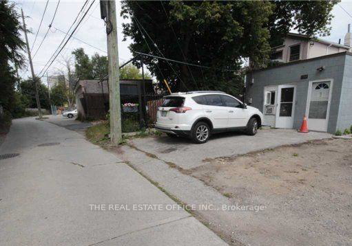 2444-kingston-road-toronto-scarborough-ontario-e13663432