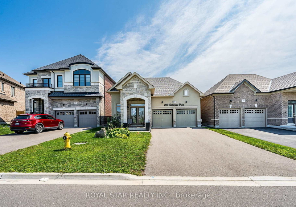 249-fleetwood-drive-oshawa-ontario-e13663564