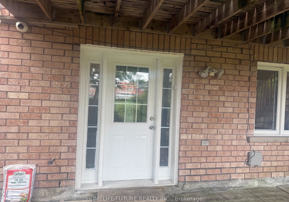92-knotwood-crescent-toronto-scarborough-ontario-e13663606