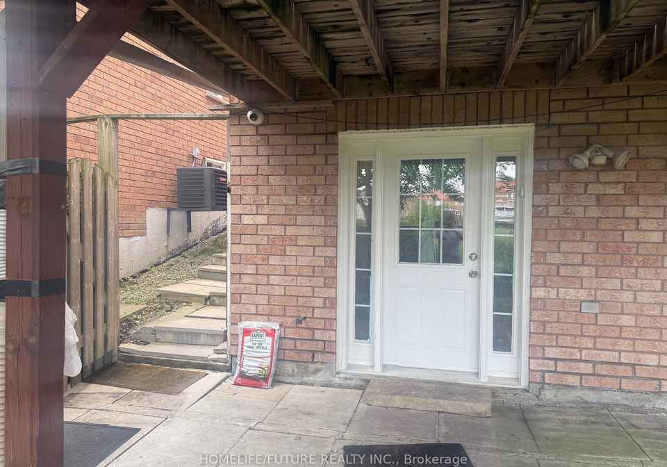 92-knotwood-crescent-toronto-scarborough-ontario-e13663606