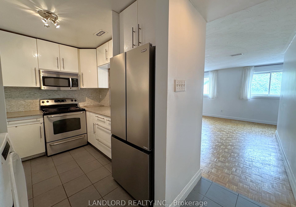 1175-queen-street-e-toronto-toronto-ontario-e13663858