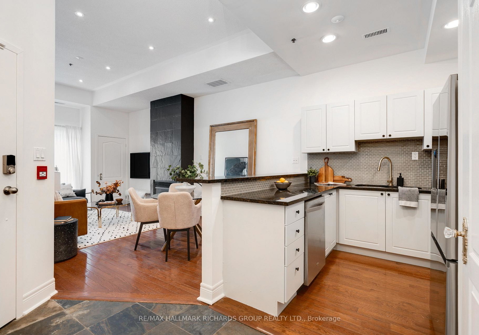 325-kingston-road-toronto-toronto-ontario-e13664006