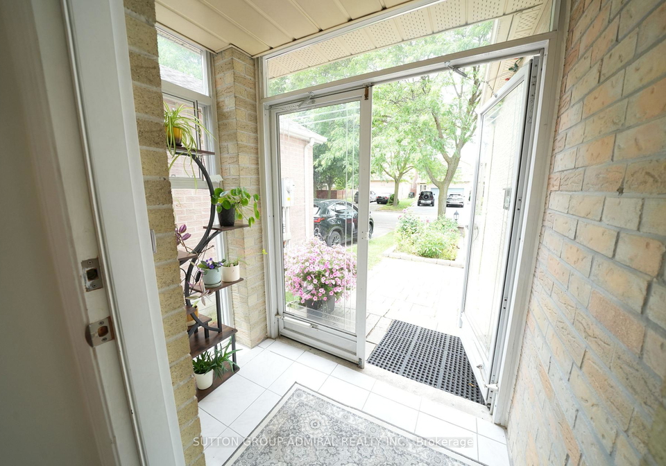 33-wilderness-drive-toronto-scarborough-ontario-e13664022