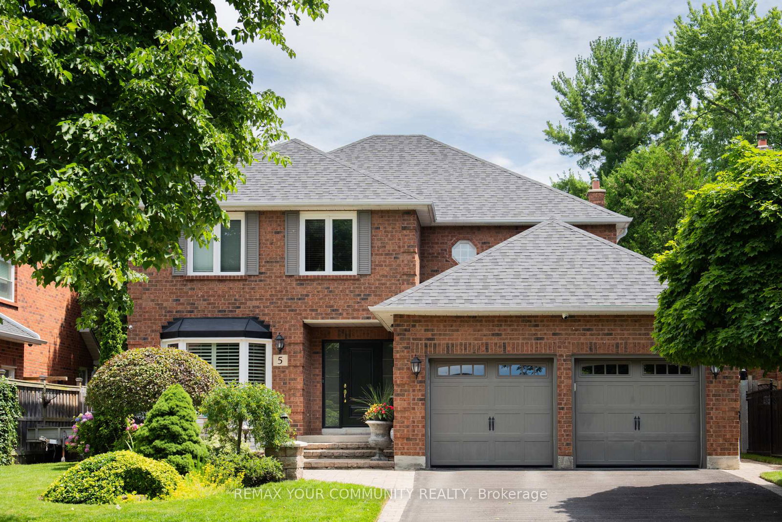 5-carriage-lane-clarington-ontario-e13664284