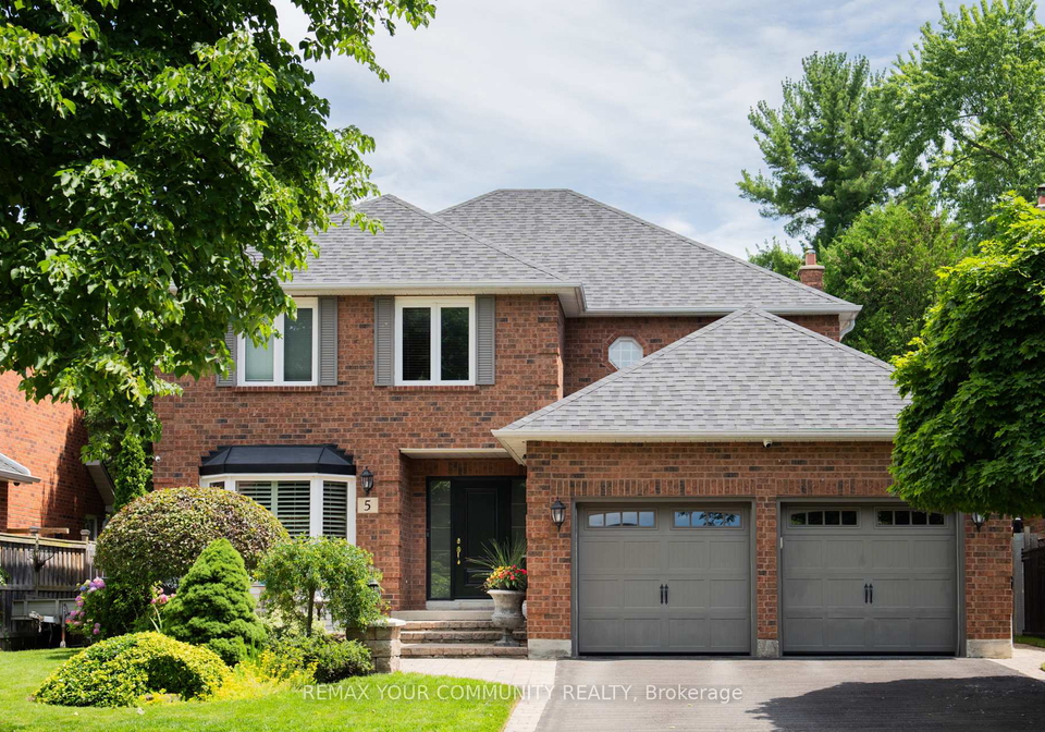 5-carriage-lane-clarington-ontario-e13664284