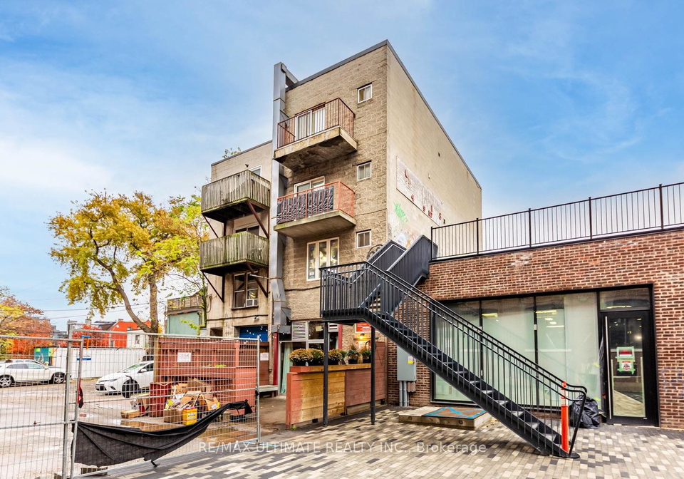 996-queen-street-e-toronto-toronto-ontario-e13664730