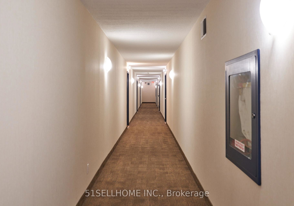2466-eglinton-avenue-e-toronto-scarborough-ontario-e13664908