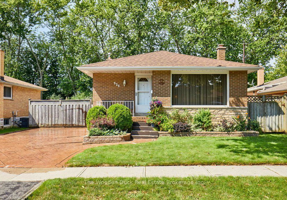 926-walton-boulevard-whitby-ontario-e13665458