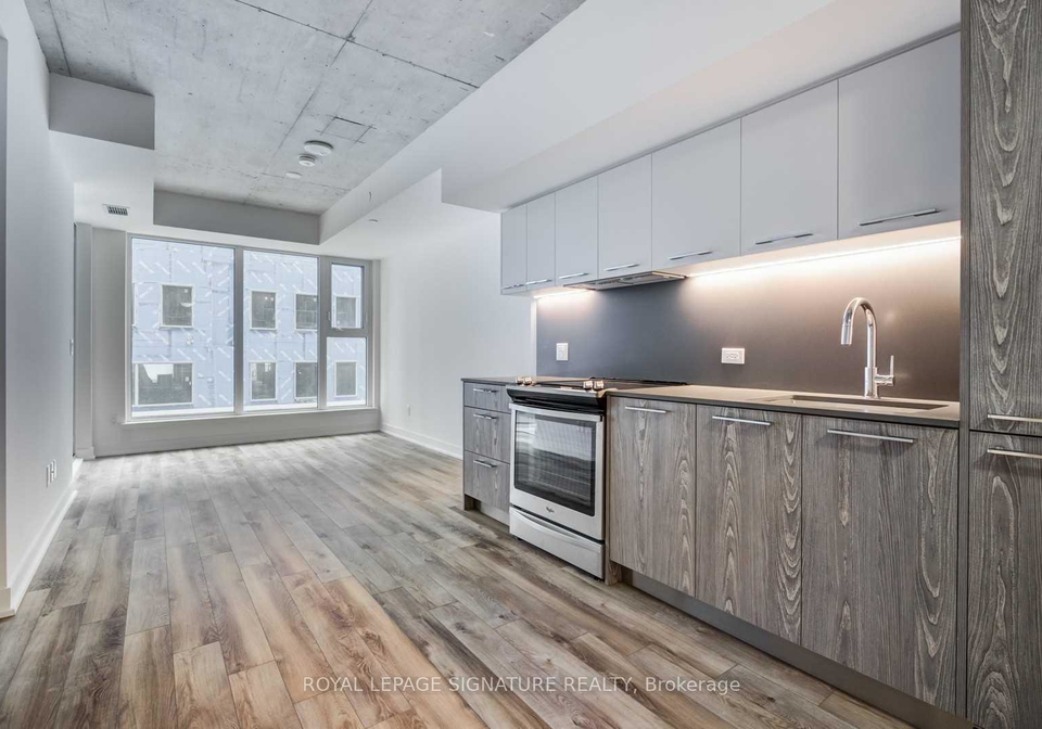 30-baseball-place-toronto-toronto-ontario-e13665490