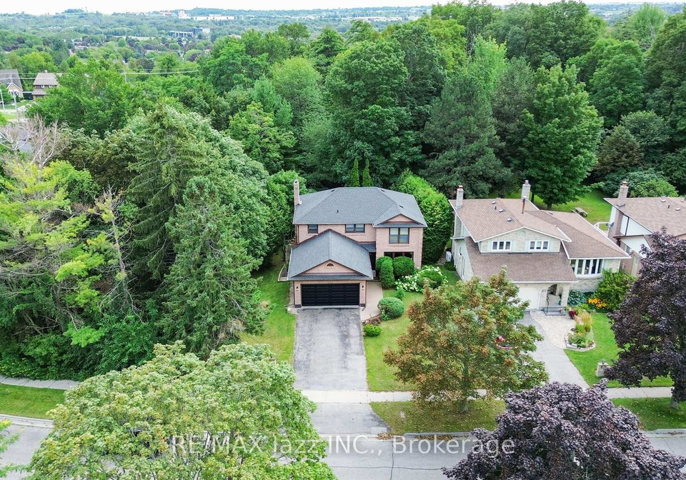 262-athabasca-street-oshawa-ontario-e13665536