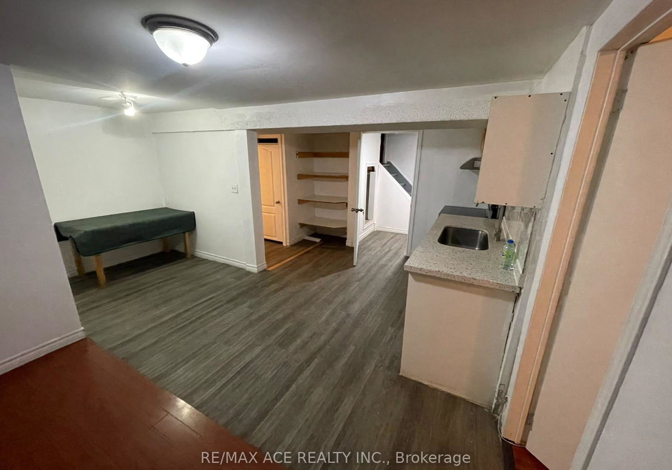 5-danmary-road-e-toronto-scarborough-ontario-e13665868
