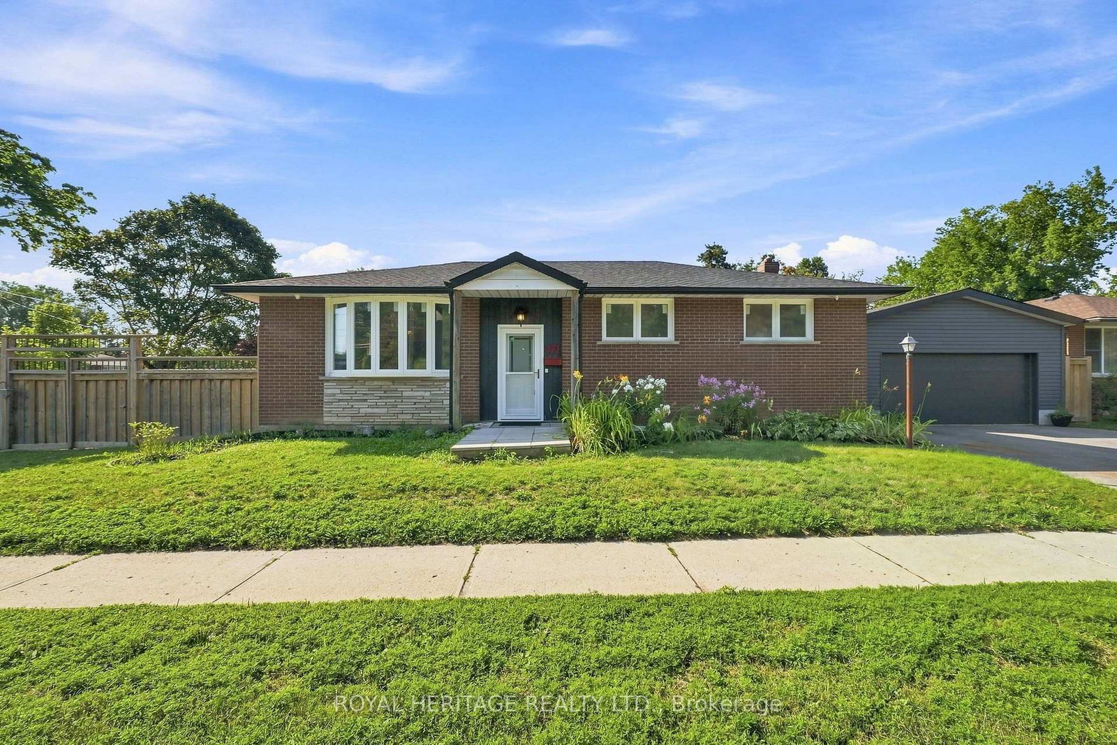 471-rossland-road-e-oshawa-ontario-e13665880