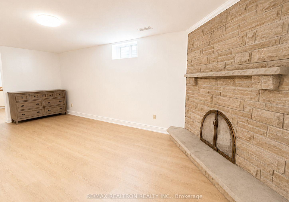 322-morrish-road-toronto-scarborough-ontario-e13666268