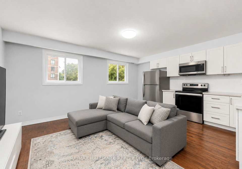 82-halsey-avenue-toronto-east-york-ontario-e13666426