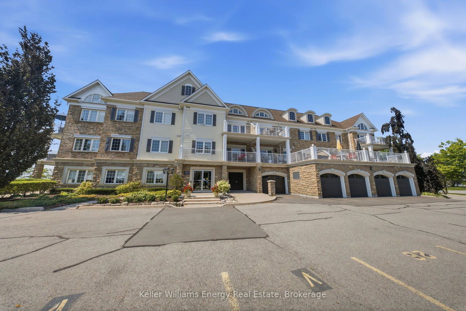 395-lakebreeze-drive-clarington-ontario-e13666452