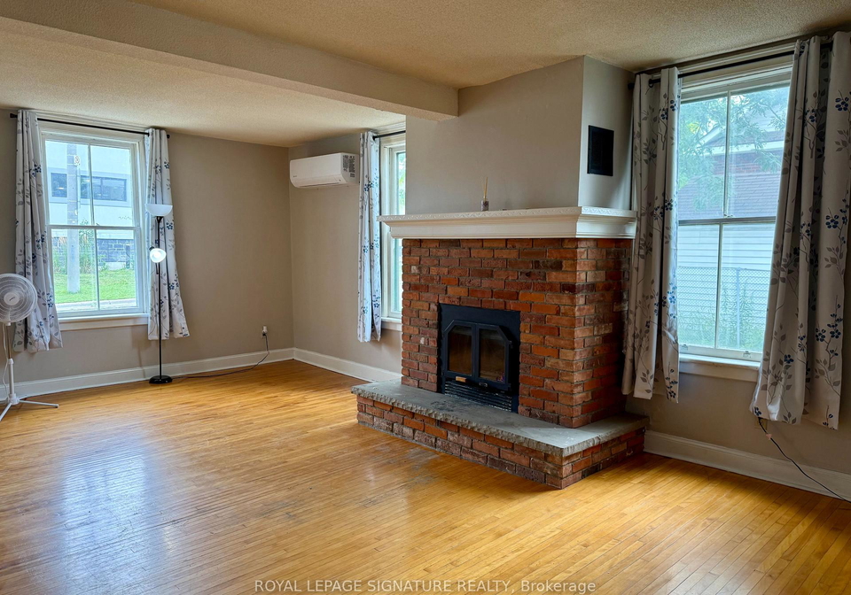 12-hemlock-avenue-oshawa-ontario-e13666952