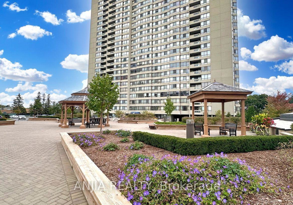 255-bamburgh-circle-toronto-scarborough-ontario-e13666964