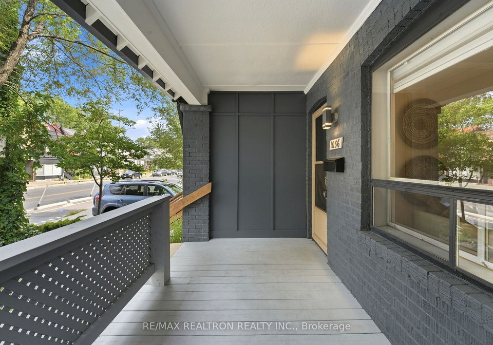 1056-woodbine-avenue-w-toronto-east-york-ontario-e13667172