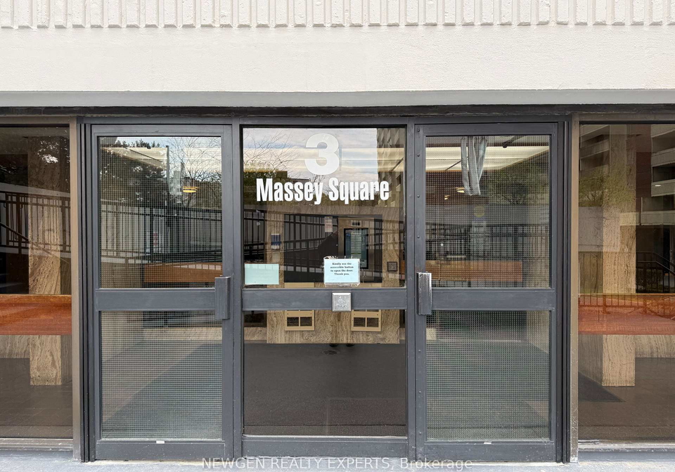 3-massey-square-toronto-east-york-ontario-e13667566