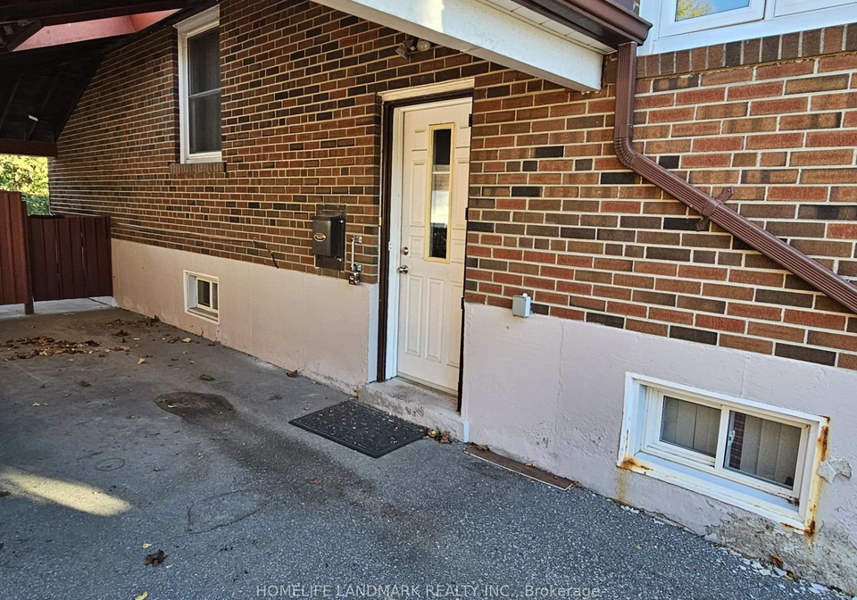147-fitzgibbon-avenue-toronto-scarborough-ontario-e13667570
