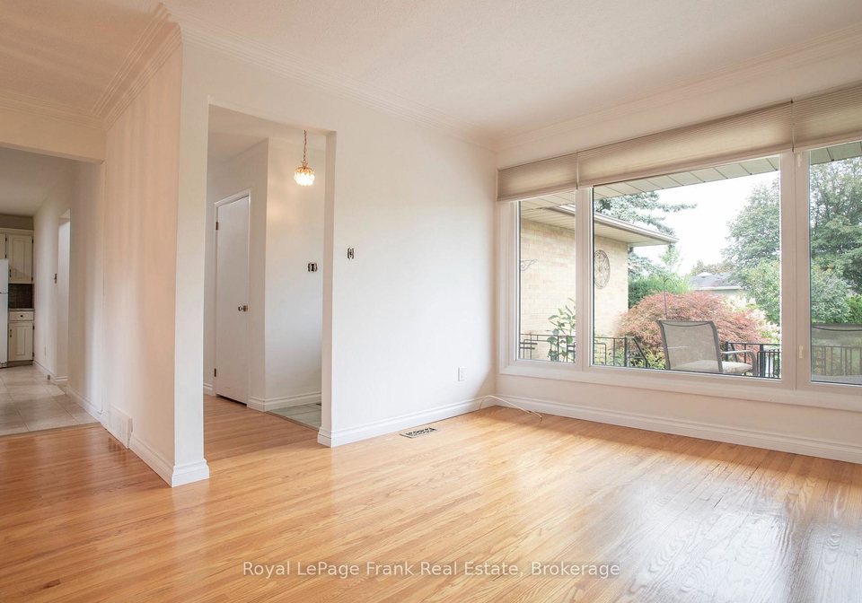 407-glencastle-avenue-oshawa-ontario-e13667704