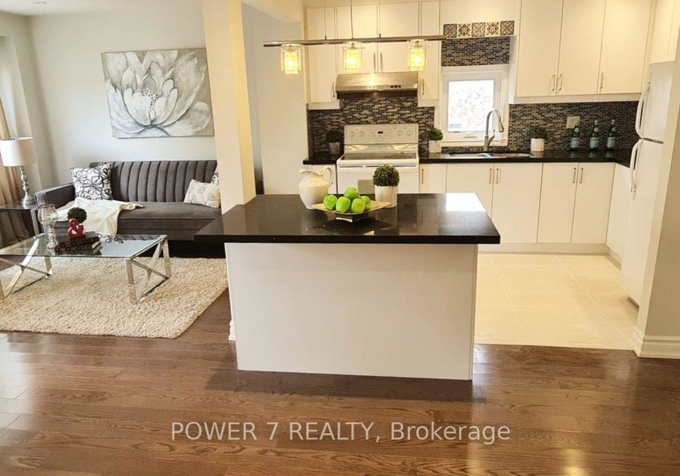139-carolbreen-square-toronto-scarborough-ontario-e13667714