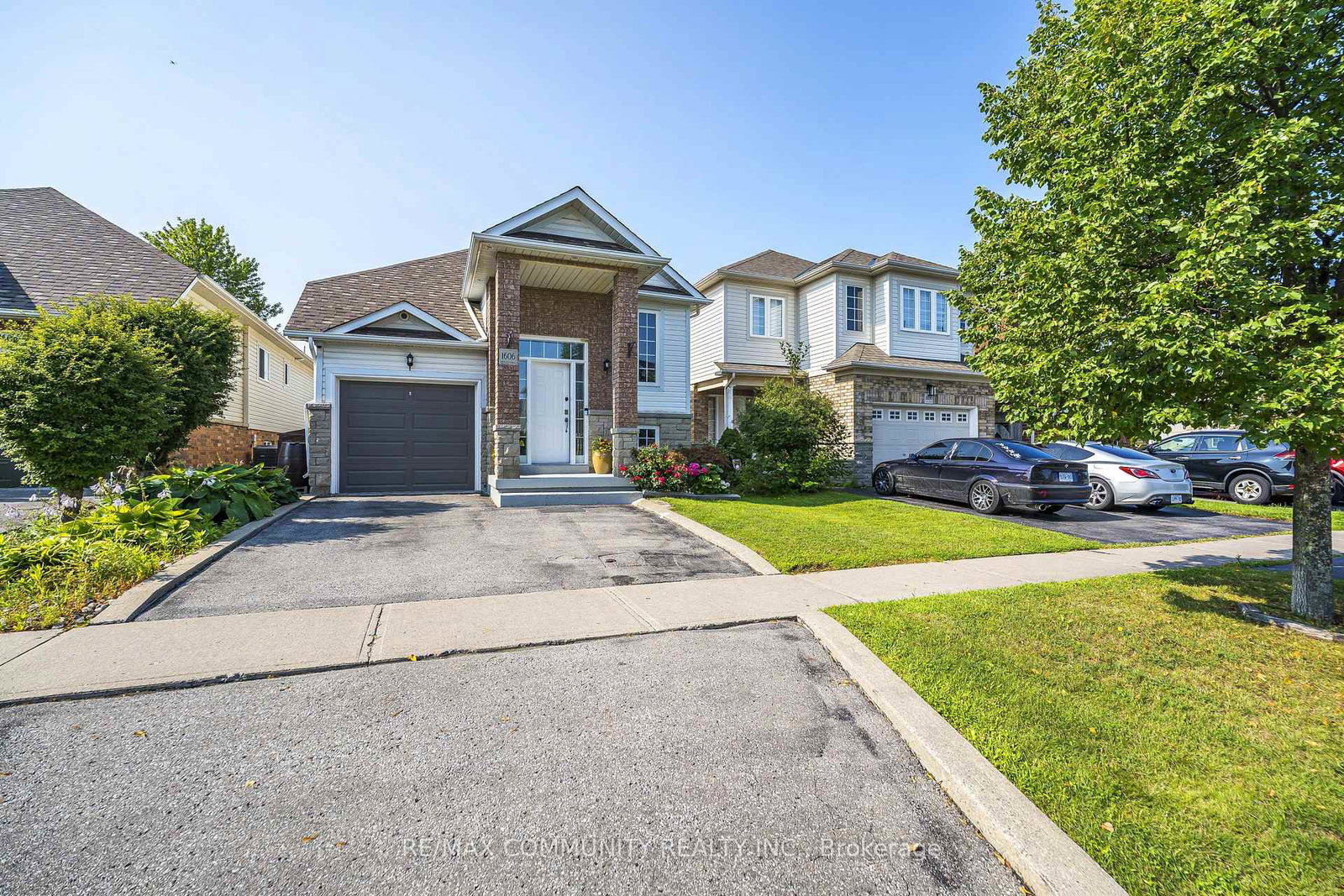 1606-whitestone-drive-oshawa-ontario-e13667738