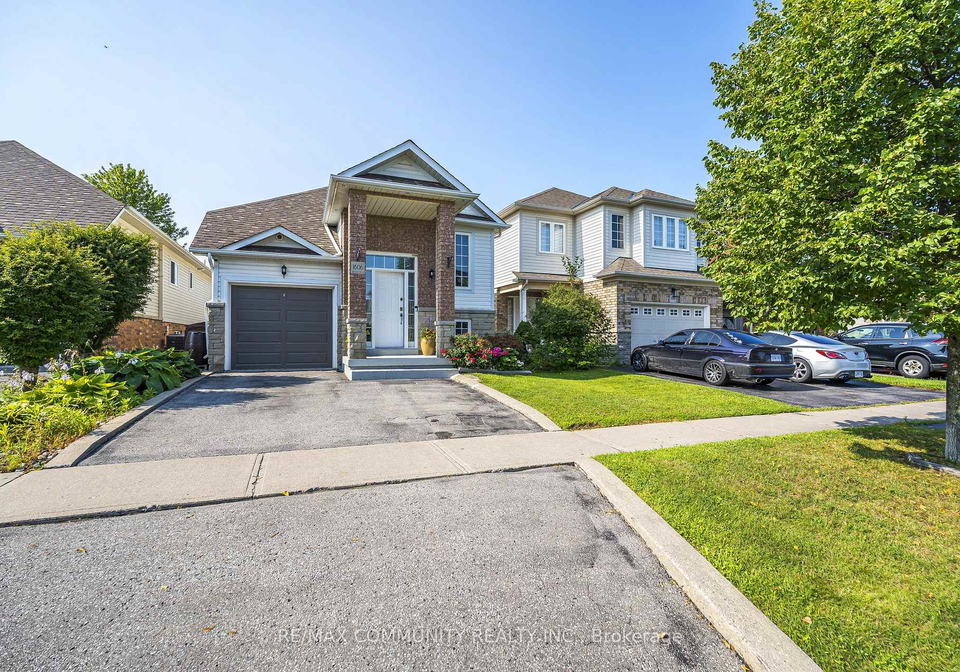 1606-whitestone-drive-oshawa-ontario-e13667738
