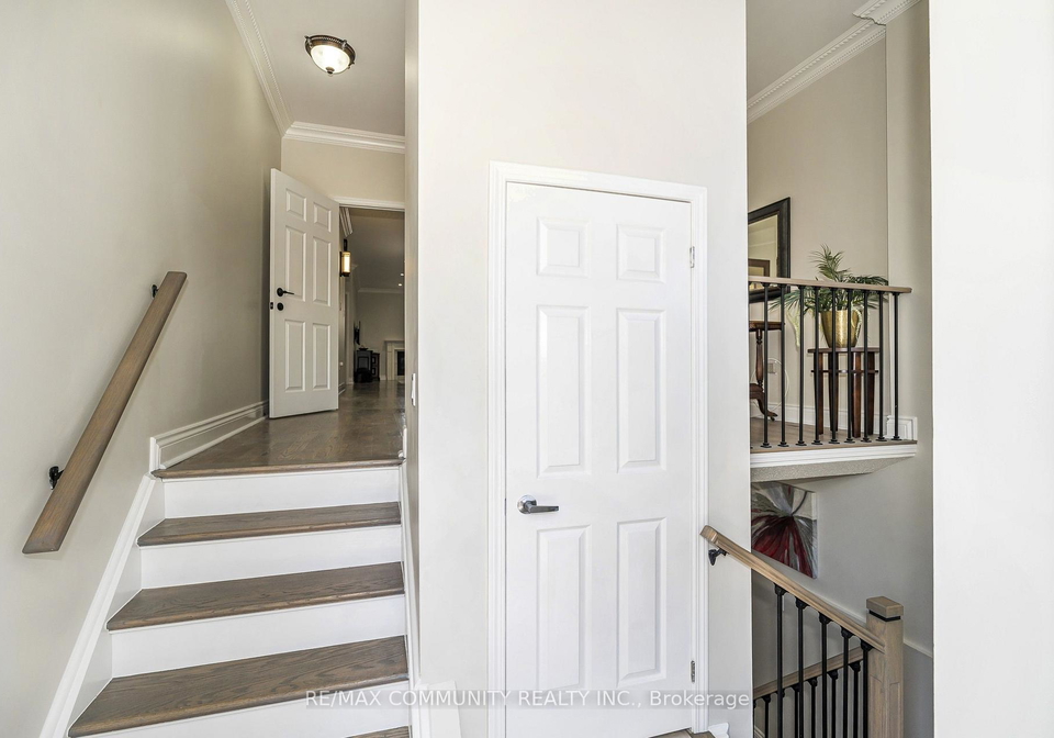 1606-whitestone-drive-oshawa-ontario-e13667738