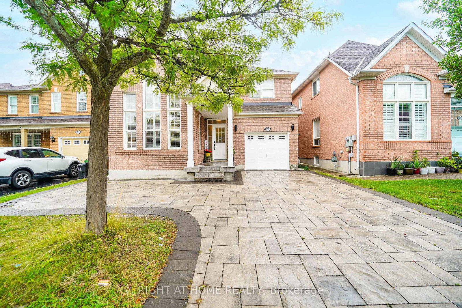 180-raponi-circle-toronto-scarborough-ontario-e13667960