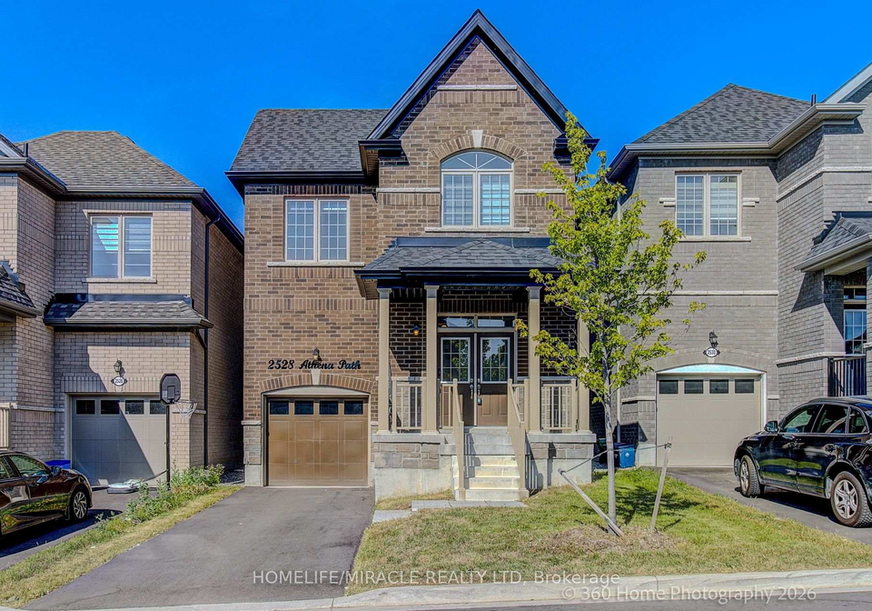 2528-athena-path-pickering-ontario-e13668158