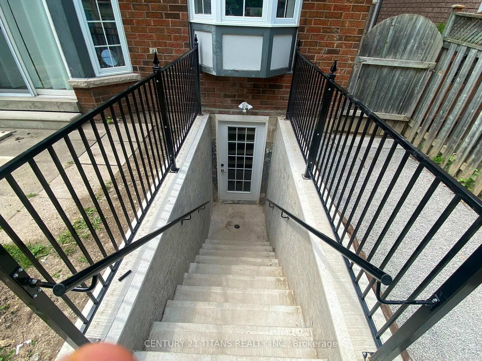 165-elizabeth-street-ajax-ontario-e13668382