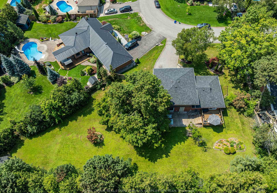 325-fairview-drive-whitby-ontario-e13668854