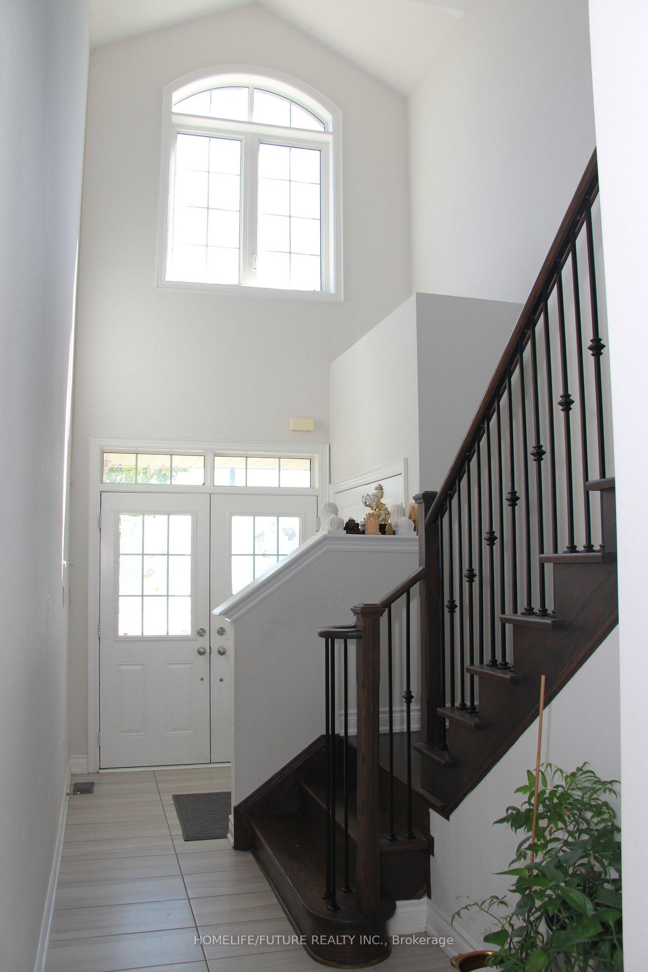 52-mac-frost-way-toronto-scarborough-ontario-e13669180