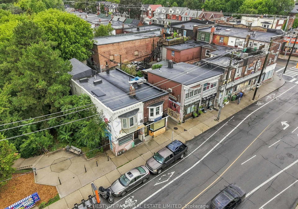 208-greenwood-avenue-toronto-toronto-ontario-e13669318