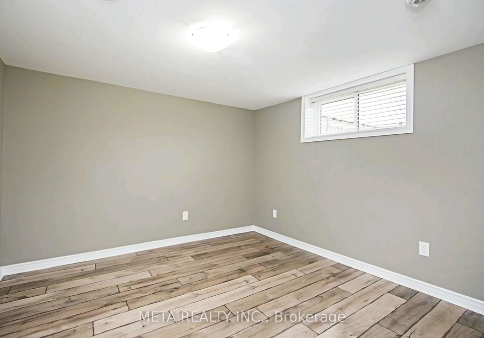 296-festhubert-street-e-oshawa-ontario-e13669348