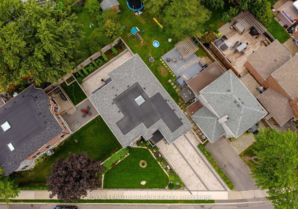 70-parkview-hill-crescent-toronto-east-york-ontario-e13669972