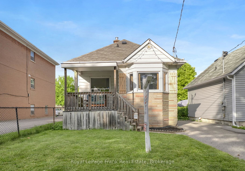 121-cromwell-avenue-oshawa-ontario-e13670038
