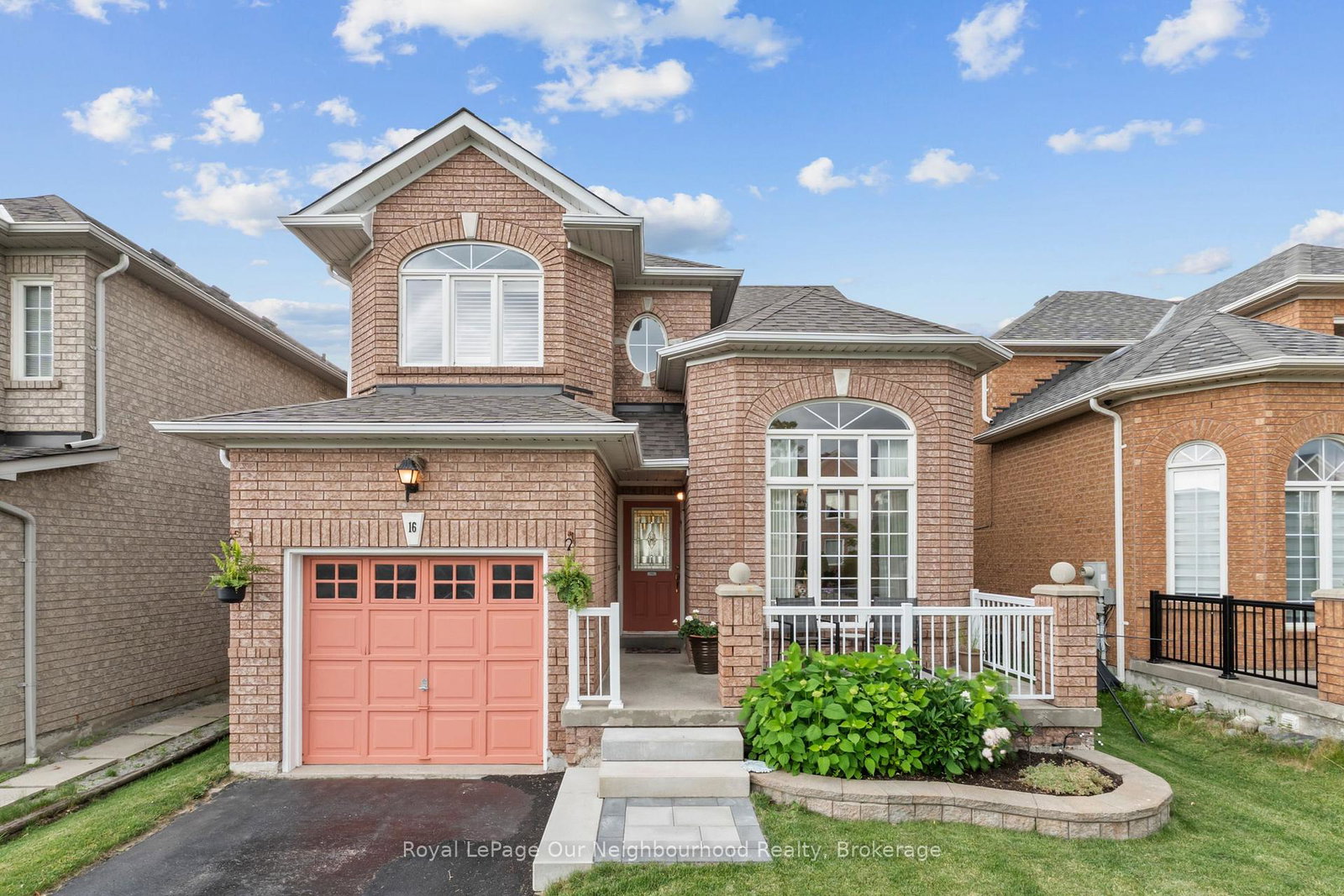16-nobbs-drive-ajax-ontario-e13670170